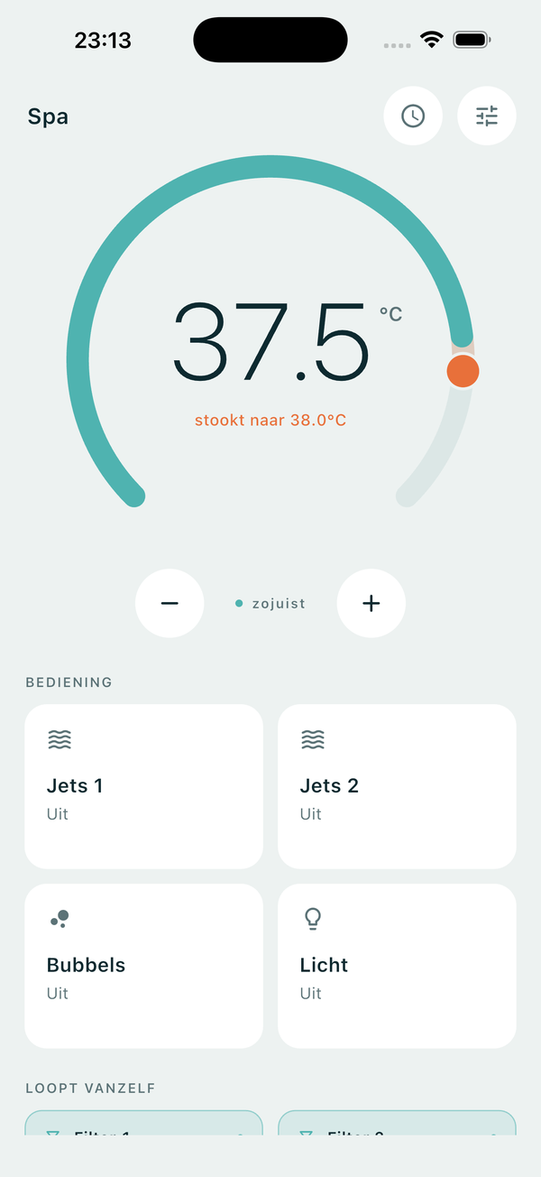 Hoofdscherm met temperatuur en bediening